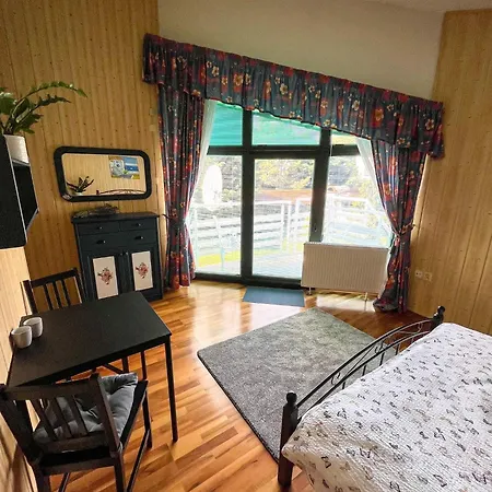 Cozy In Wine Town - Homestay *